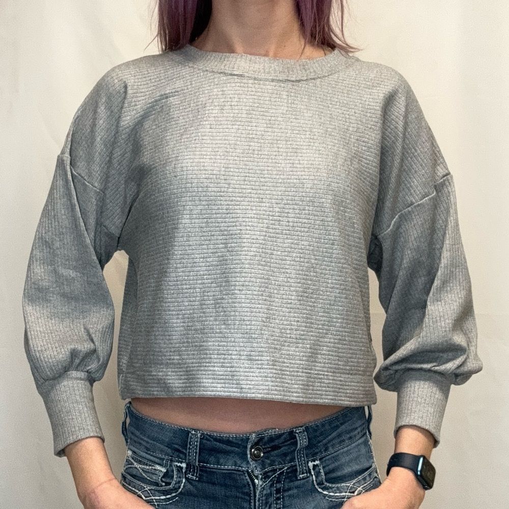 Final Touch Women's Bubble Sleeve Ribbed Blouse Cropped Oversized Gray Top Small